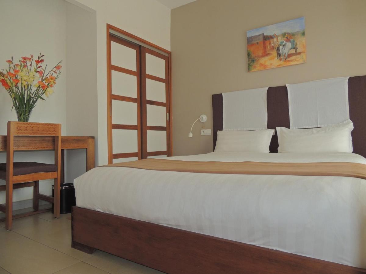 Plumeria Hotel 안트시라베 외부 사진