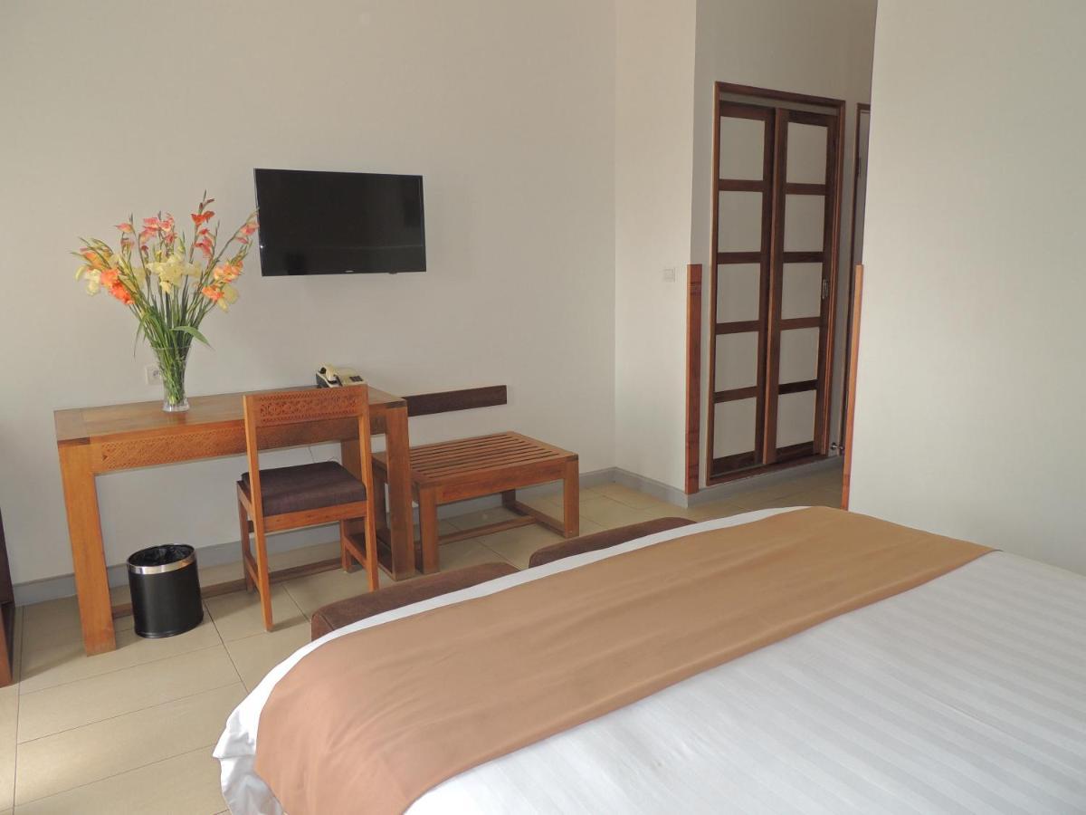 Plumeria Hotel 안트시라베 외부 사진