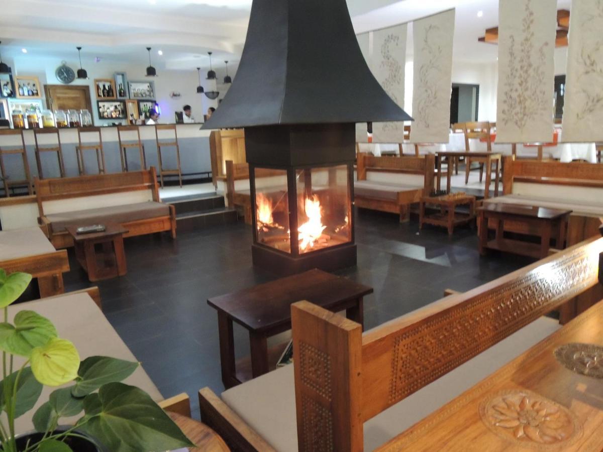 Plumeria Hotel 안트시라베 외부 사진